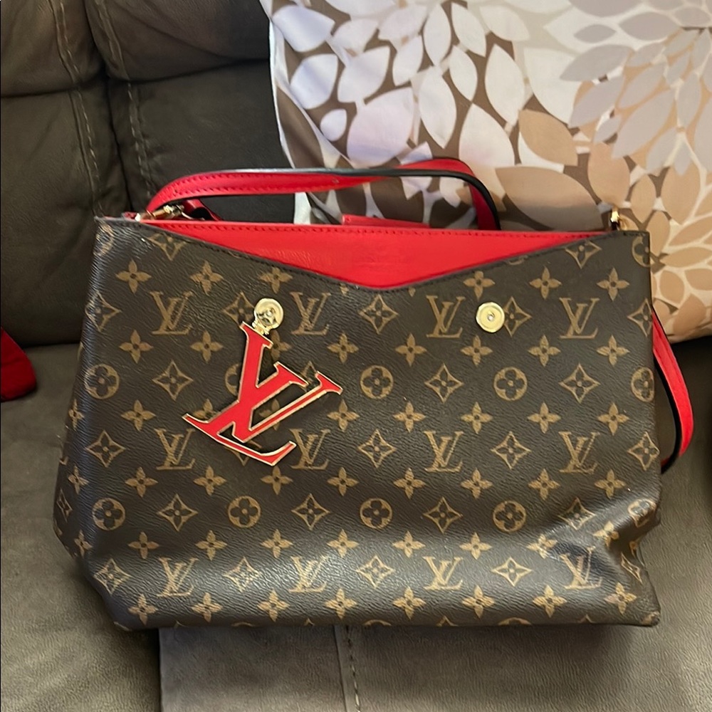 Louis Vuitton Brown and Red Shoulder Bag with Monogram Canvas
